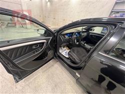 Ford Taurus